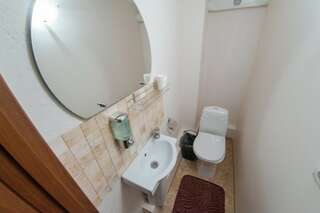 Гостиница Ксения Краснодар ДЭЛЮКС ТРЕХМЕСТНЫЙ СТАНДАРТ-1