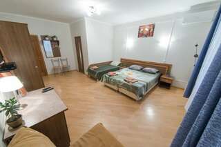 Гостиница Ксения Краснодар ДЭЛЮКС ТРЕХМЕСТНЫЙ СТАНДАРТ-6